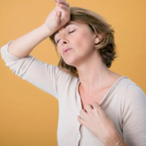 Oscilações hormonais, insônia, cansaço constante, ondas de calor e irritabilidade